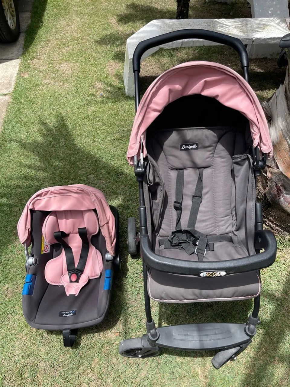 Vende-se carrinho de bebê e bebê Conforto  - Foto 4