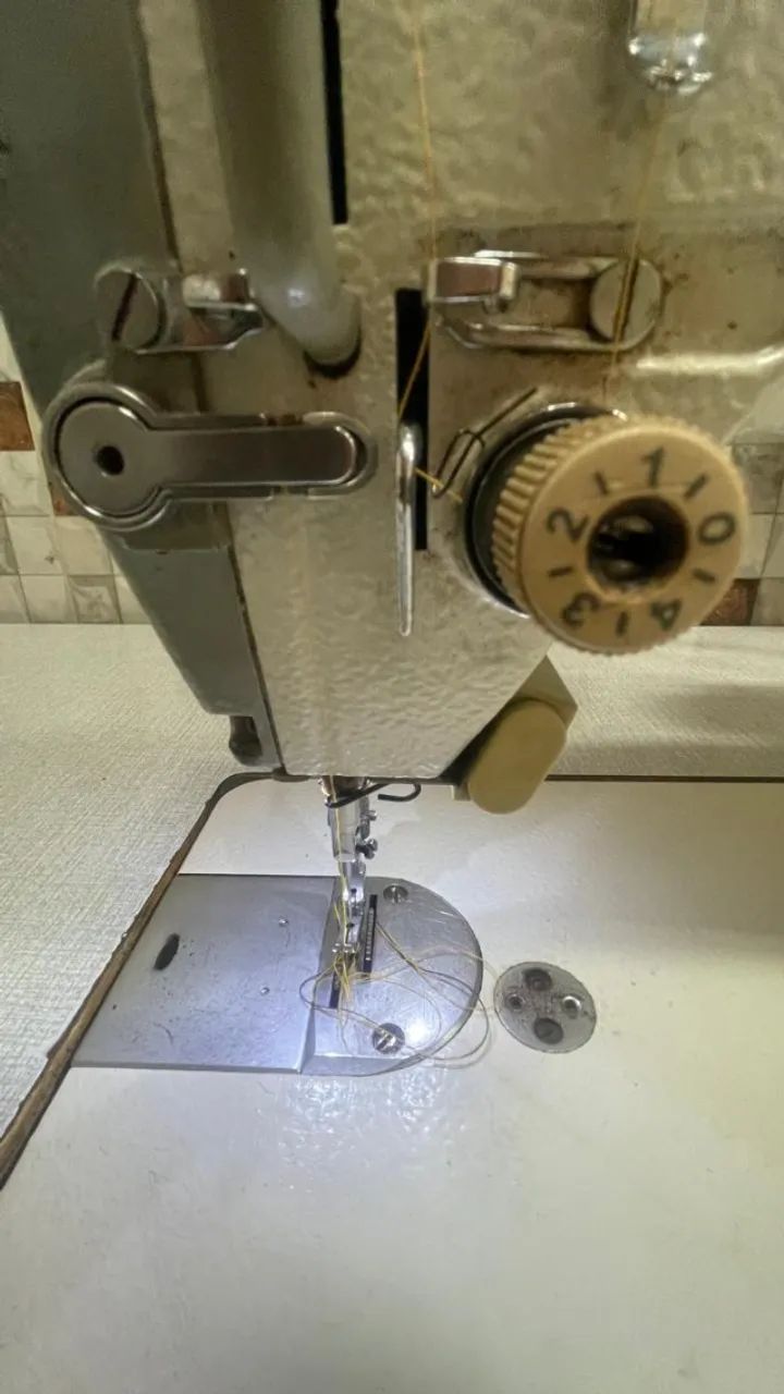 Máquina Reta Industrial Eletrônica Sansei - Completa! - Foto 5