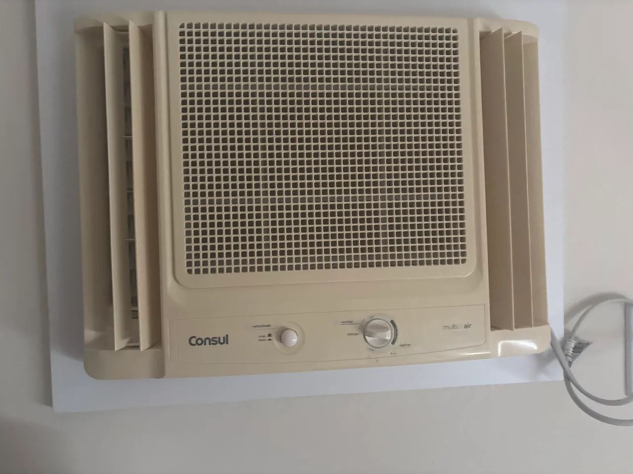 Ar condicionado 7500BTUS  cônsul