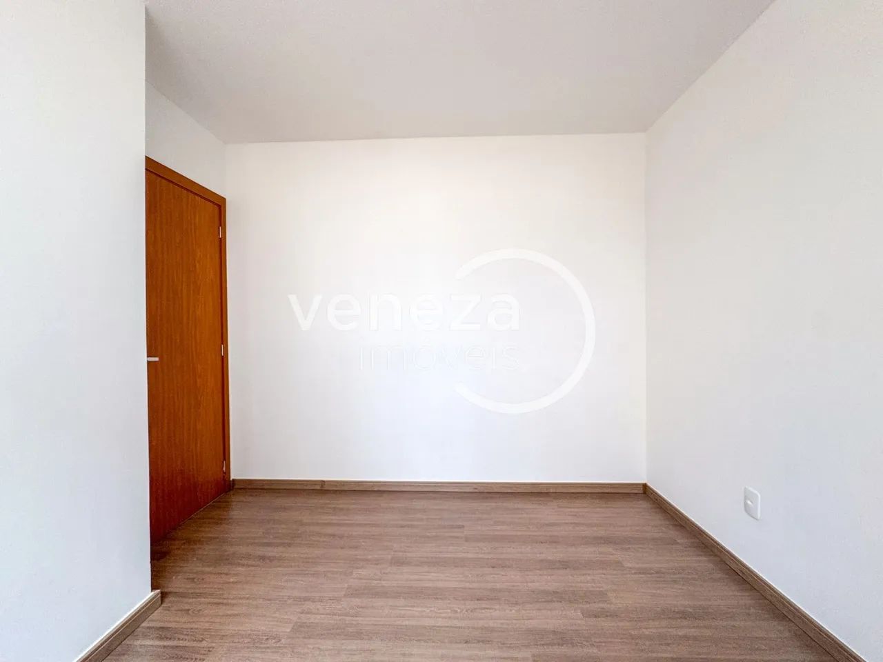 Apartamento para alugar no Edifício Lake Van Gogh, Londrina - Foto 5