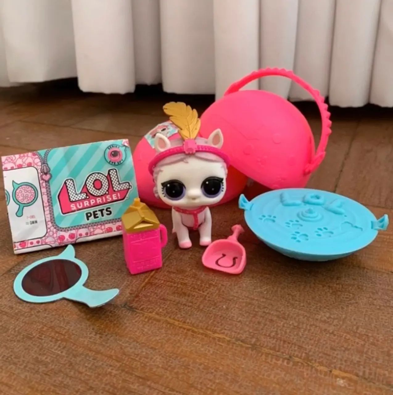 Boneca LOL SURPRISE original Pets - SHOWPONY