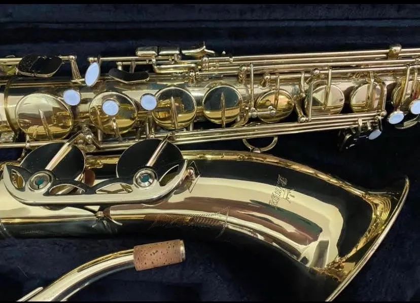 Saxofone-Tenor Sib, marca Kings