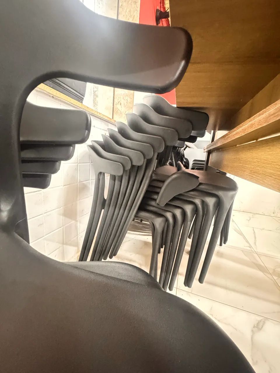 Conjunto de mesa com cadeiras  - Foto 4