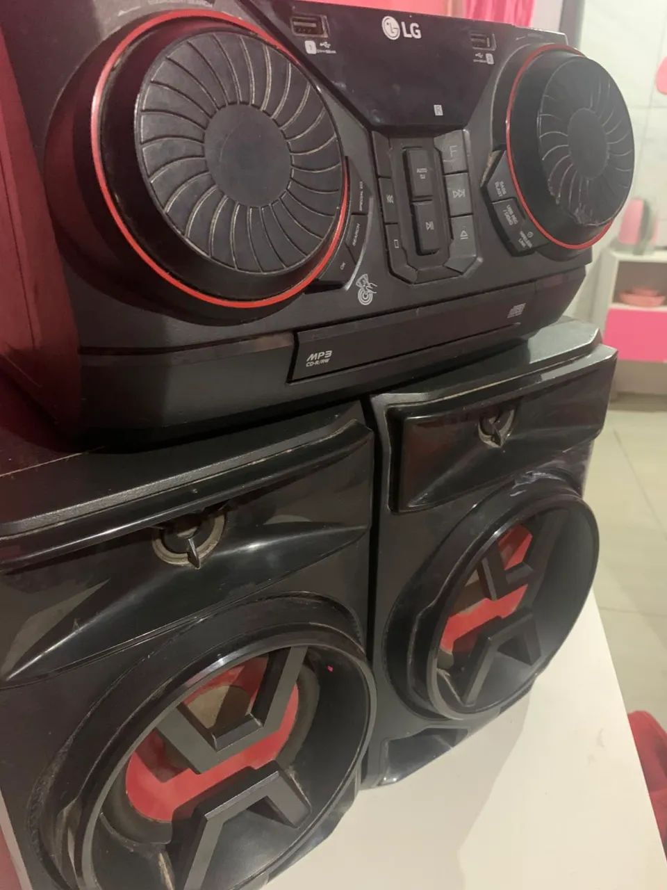 Som LG 220W