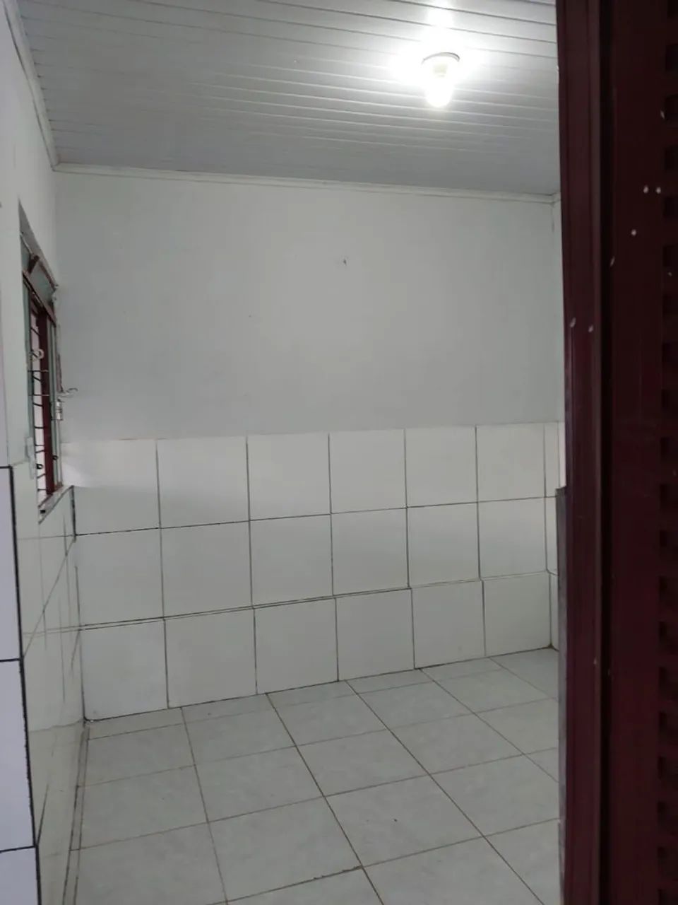 Aluga-se Kitnet - 3 cômodos. - Foto 4