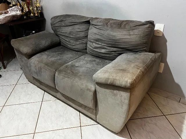 Sofá dois lugares