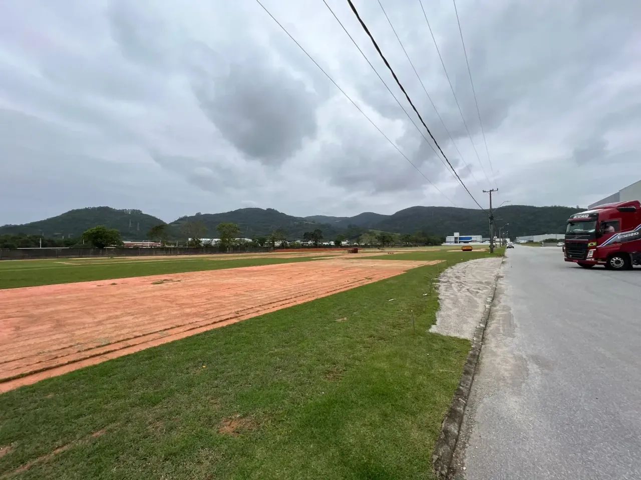 Terreno industrial de 2337mts - Biguaçu - Foto 2