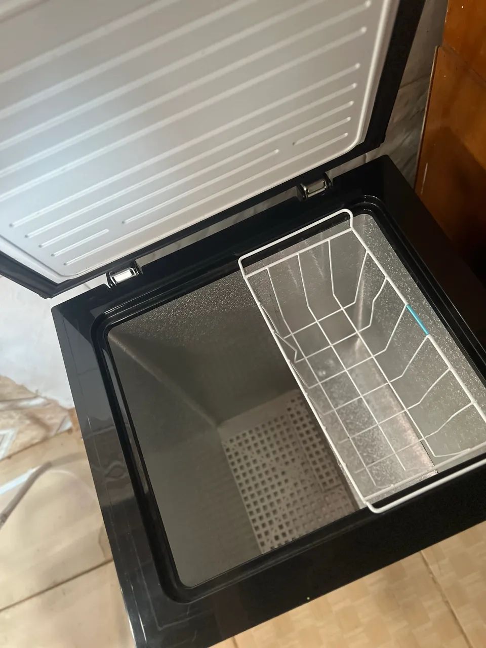 Freezer midea 100 litros com defeito - Foto 2