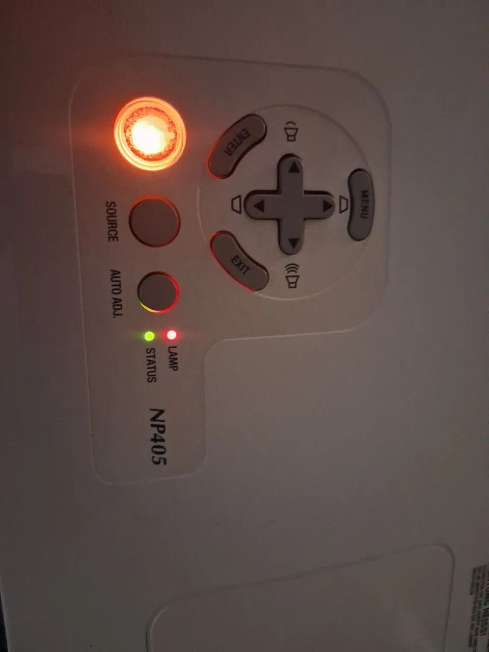 2 projetores   Nec/Sanyo   (Com Defeito) - Foto 5