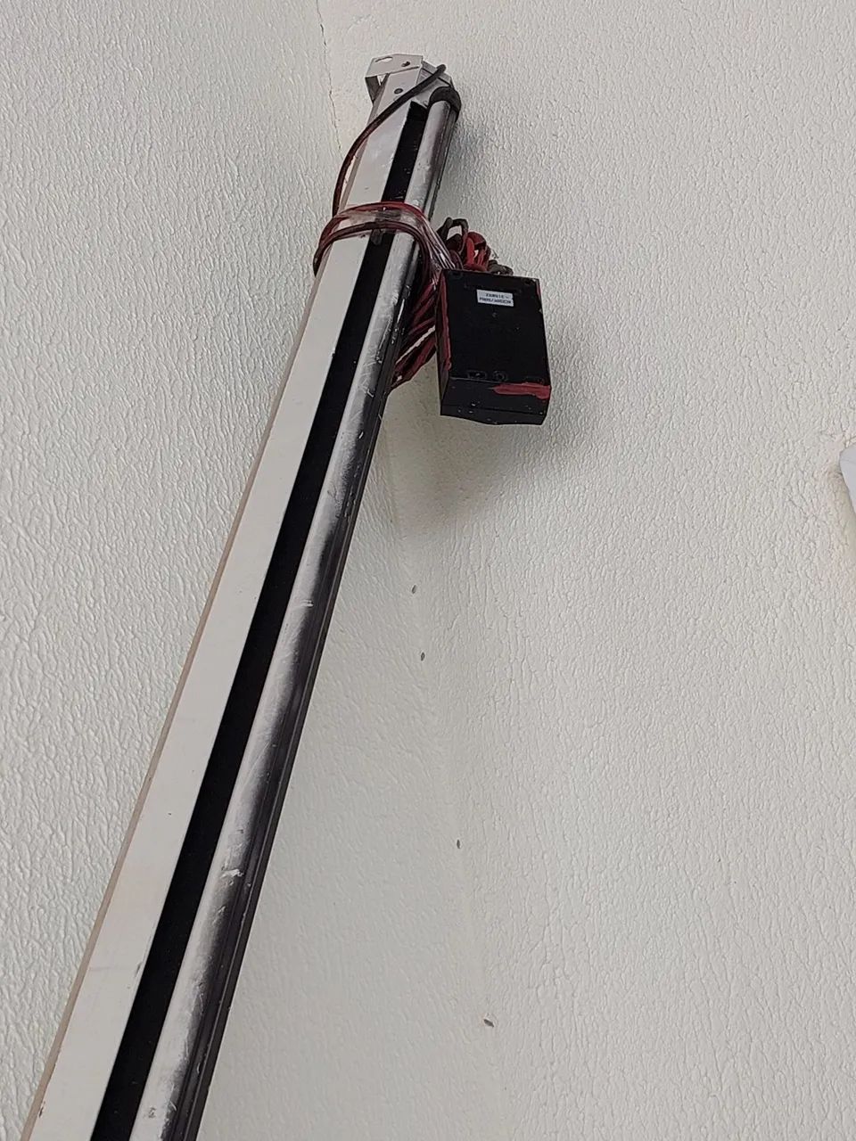 Tela de Projeção Elétrica 150? 3,04x2,28 - Foto 2