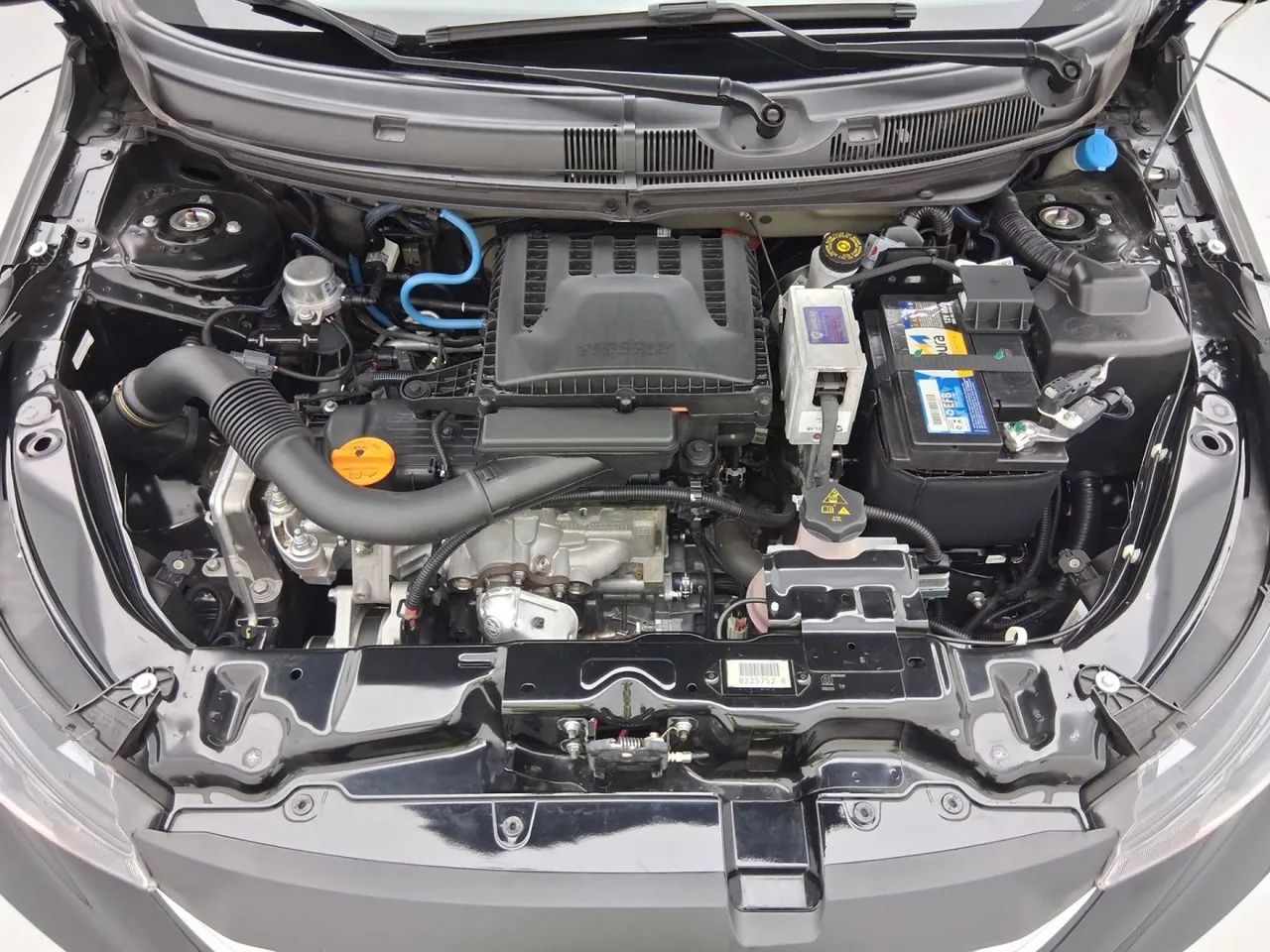 Fiat Cronos DRIVE 1.3 8V Flex Aut., foto 10 de 18