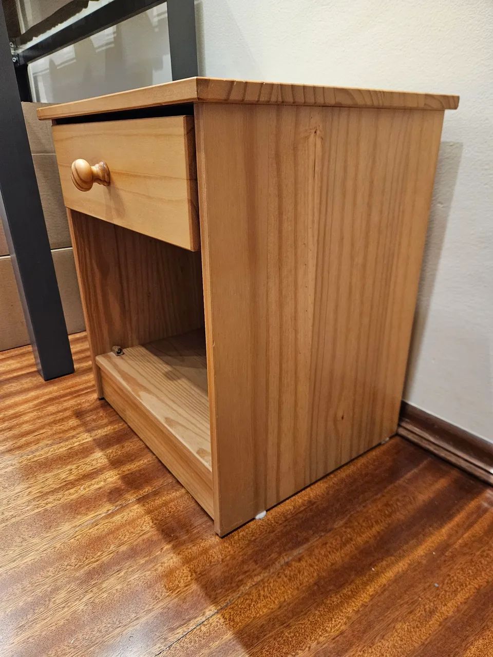 Mesa de cabeceira  - Foto 4