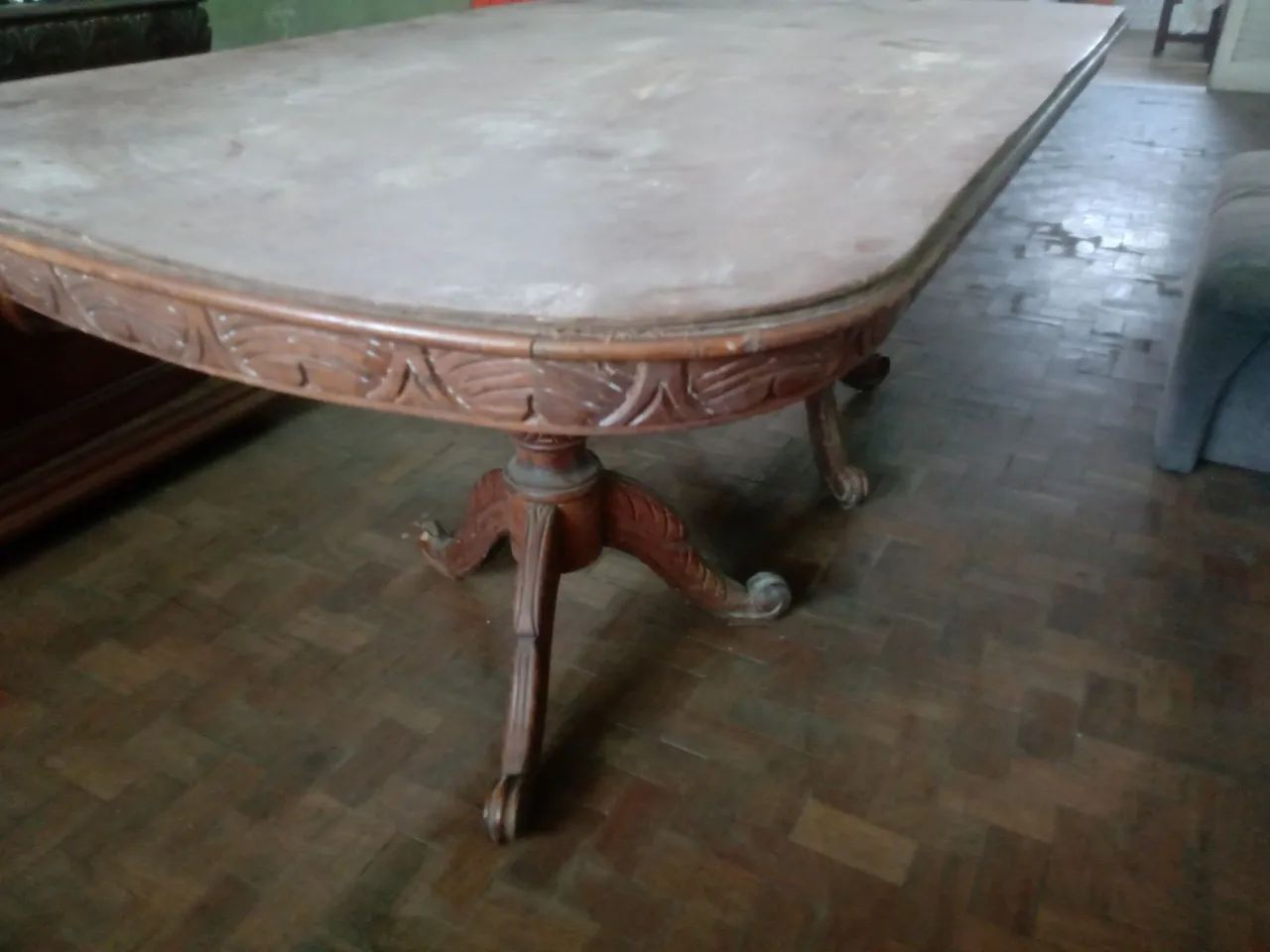 Vendo mesa de madeira de lei  - Foto 4