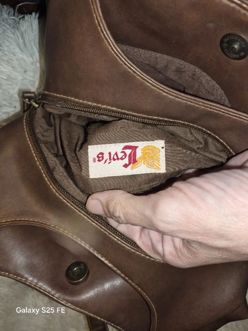 Bolsa Levis original em couro marrom - Foto 2