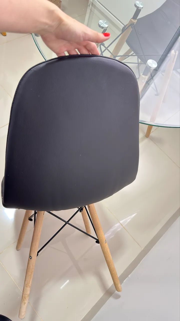 Mesa + cadeiras Eames  - Foto 5