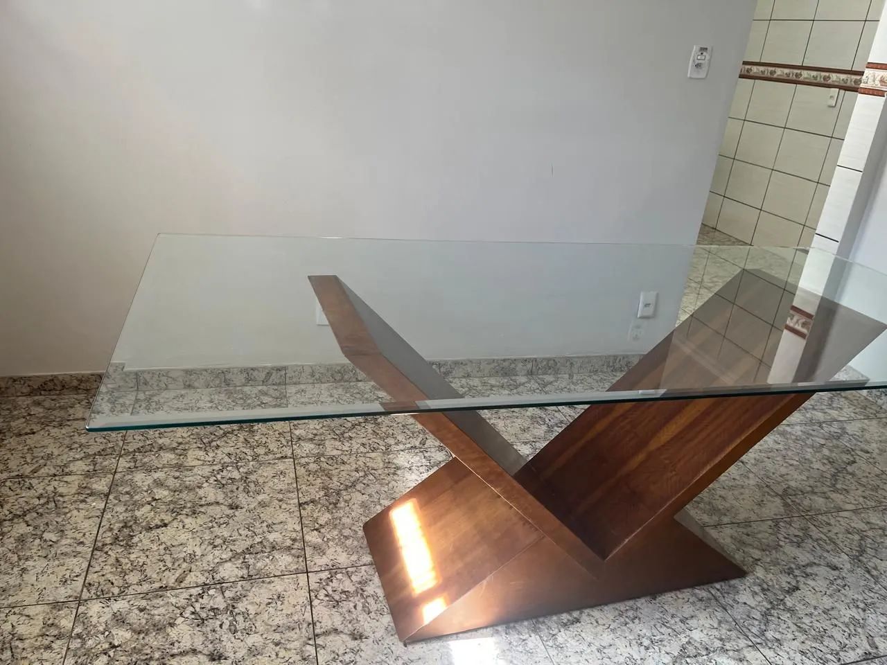 Mesa e Aparador em Madeira Maciça  - Foto 4