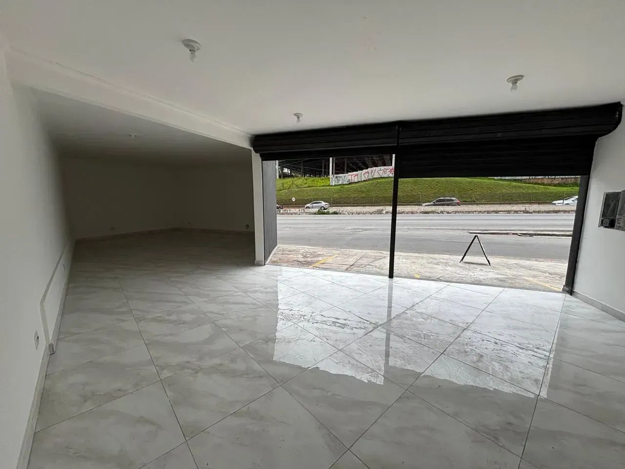 Lojas recem reformadas - Taboao - Excelente visibilidade - Foto 5