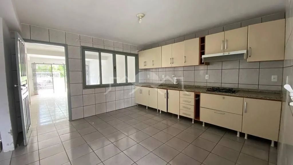 CASA COM 03 DORMITÓRIOS NO BOEHMERWALD! - Foto 5