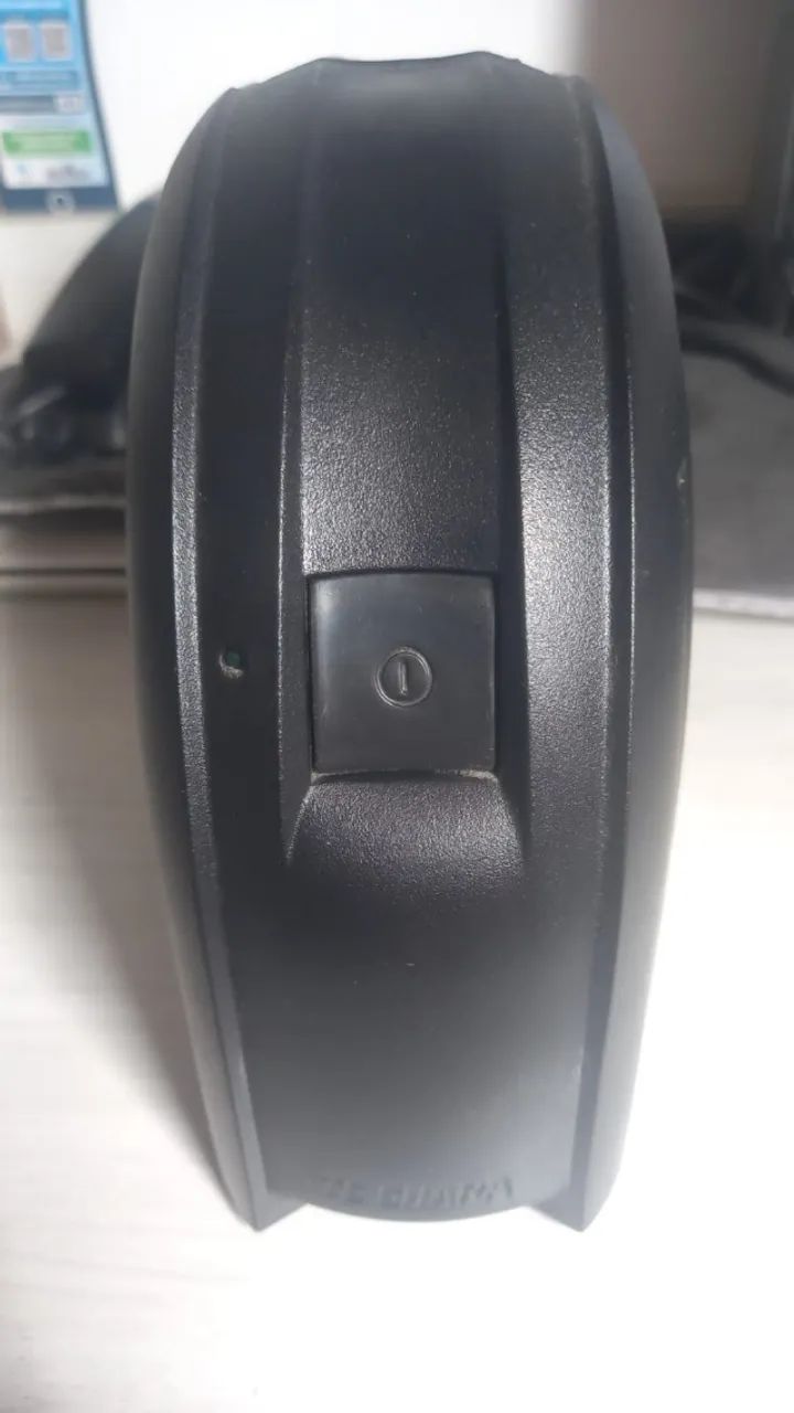 Estabilizador com defeito TS SHARA 300 VA usado.