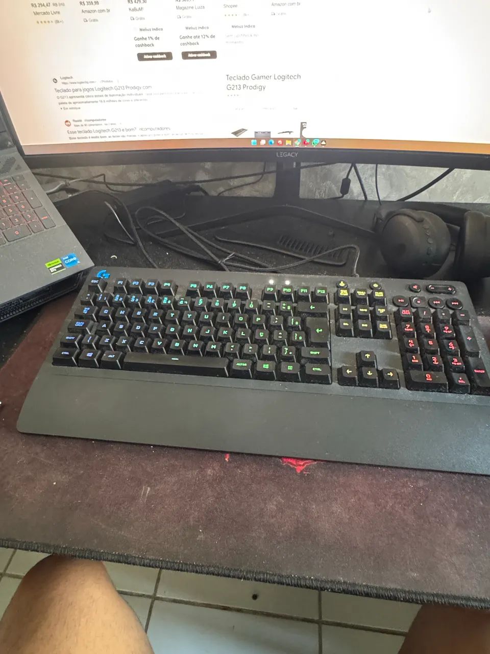 Teclado longitech g213