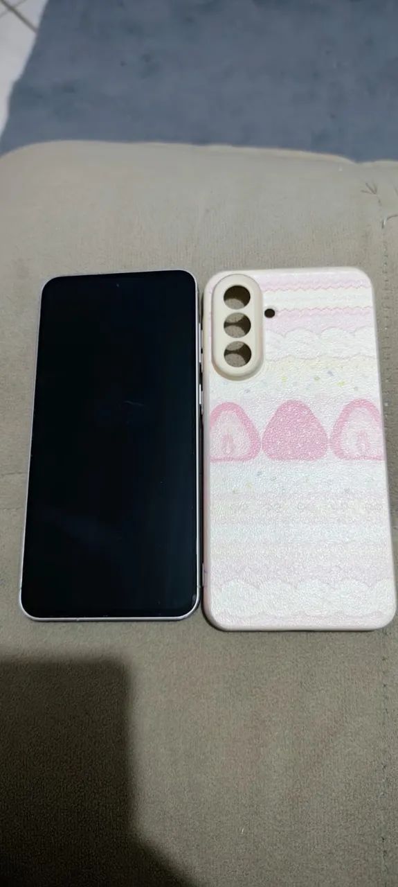 Celular usado por 4 meses a56