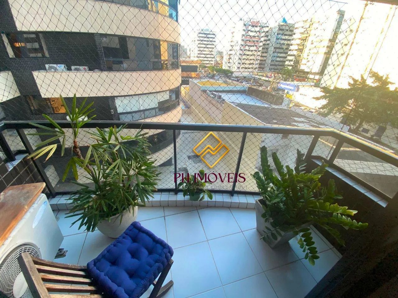 Apartamento com 3 suítes sendo 2 reversíveis na Ponta Verde - 110m² - Foto 5
