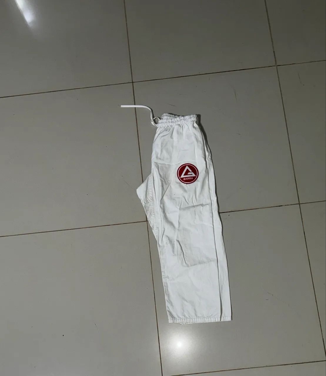 ? KIMONO BRANCO GRACIE BARRA - Foto 4