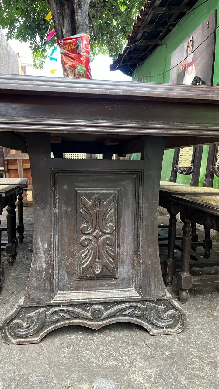 Conjunto Mesa com 8 Cadeiras + Mesa de Centro, Madeira Imbuia | Peça Única  - Foto 5