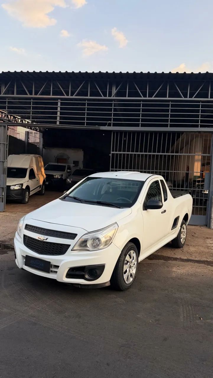 Chevrolet Montana LS 1.4 ECONOFLEX 8V 2P 2018