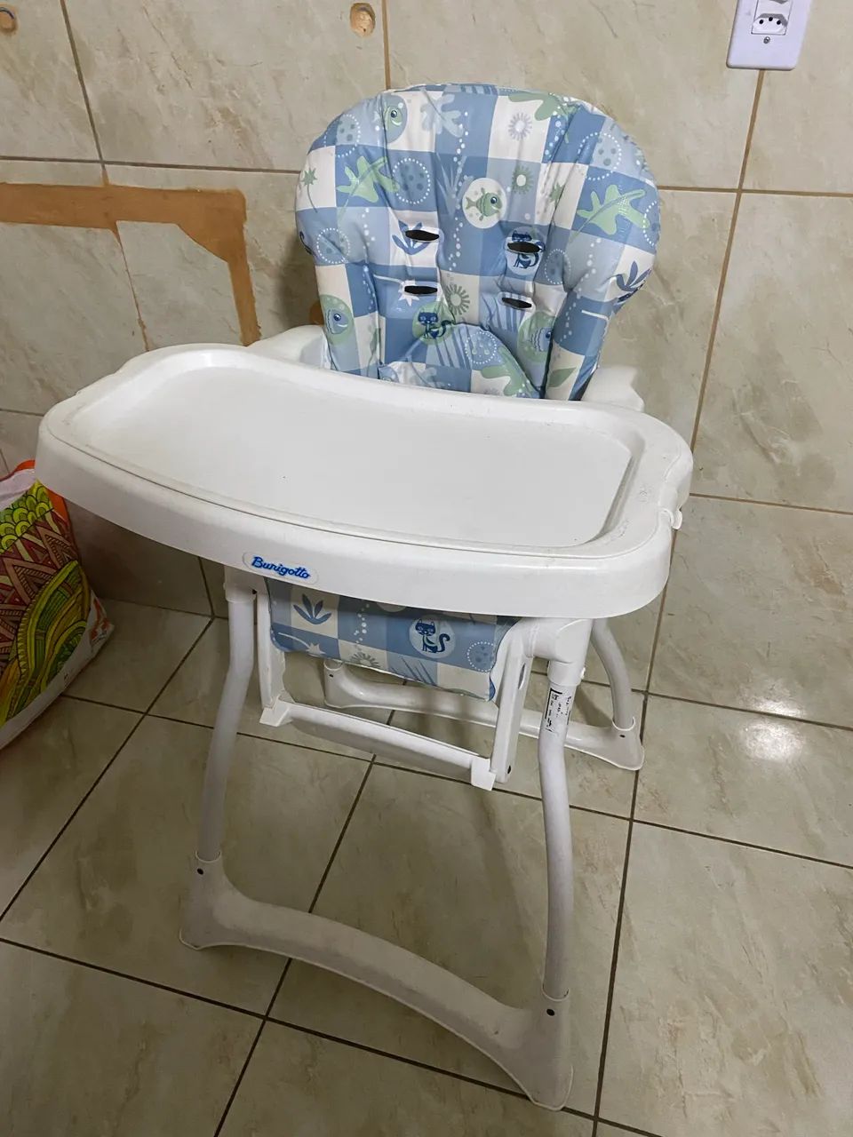 Cadeira de alimentação  - Foto 3