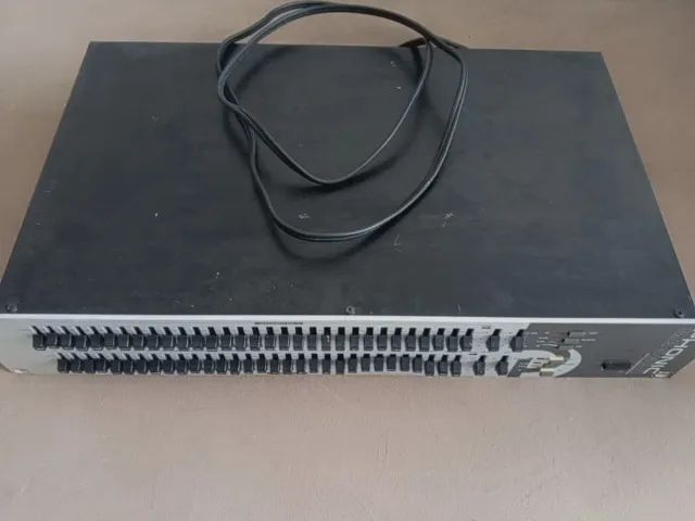 Vendo Equalizador Gráfico Phonic MQ 3600 (usado) - Foto 3