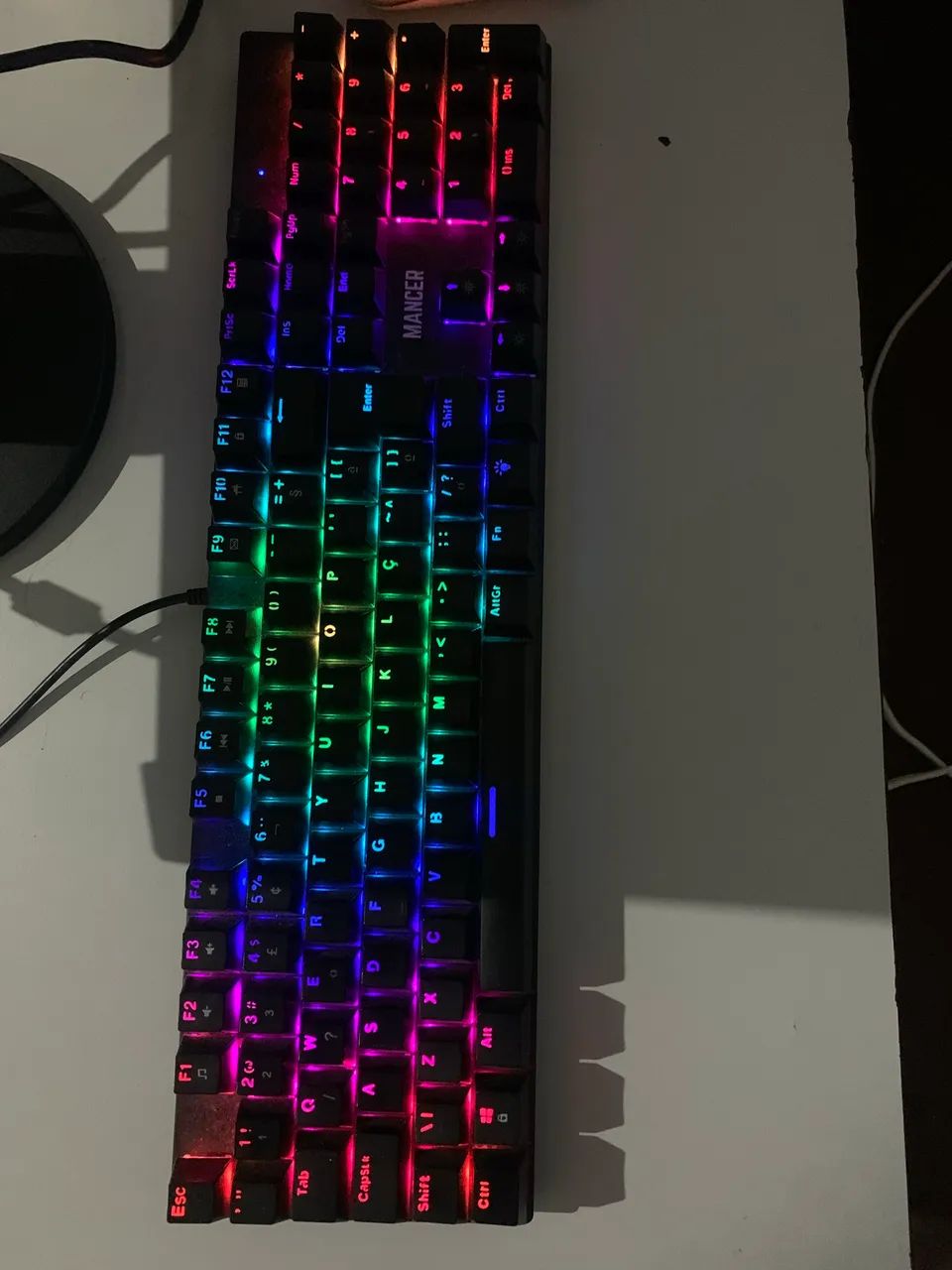 Vendo teclado MANCER 