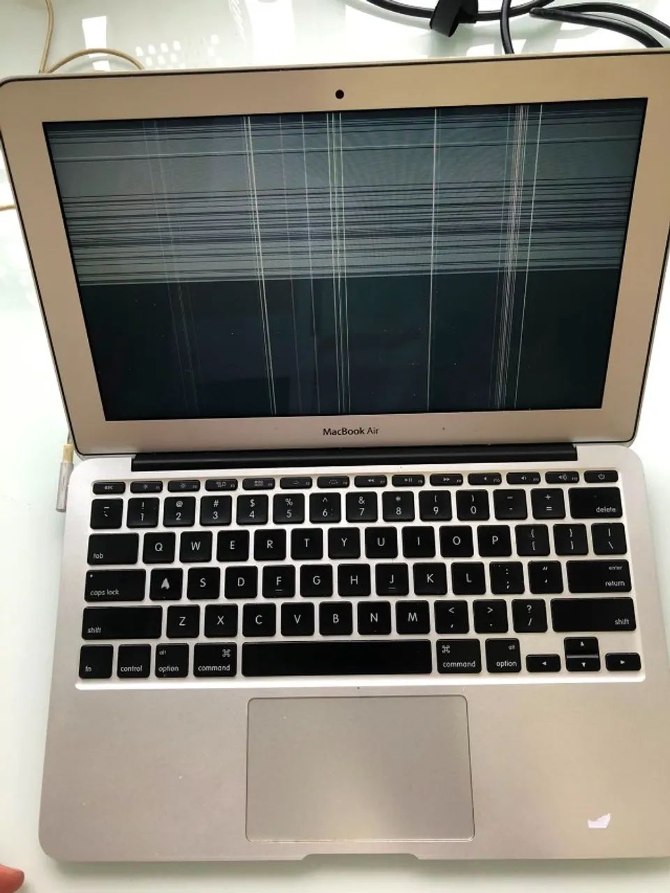 Macbook A1370 em bom estado