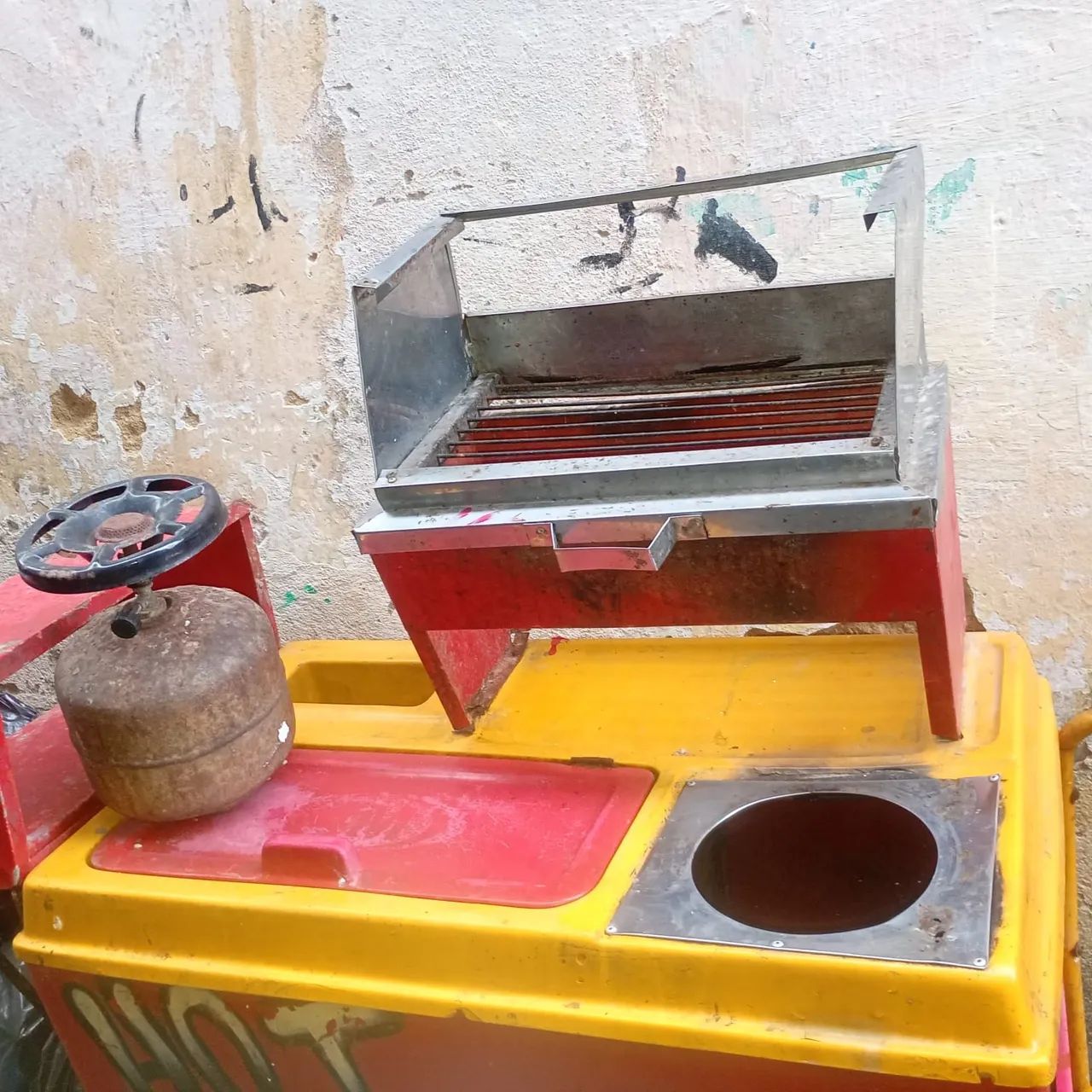 Carroca de  cachorro quente  - Foto 2