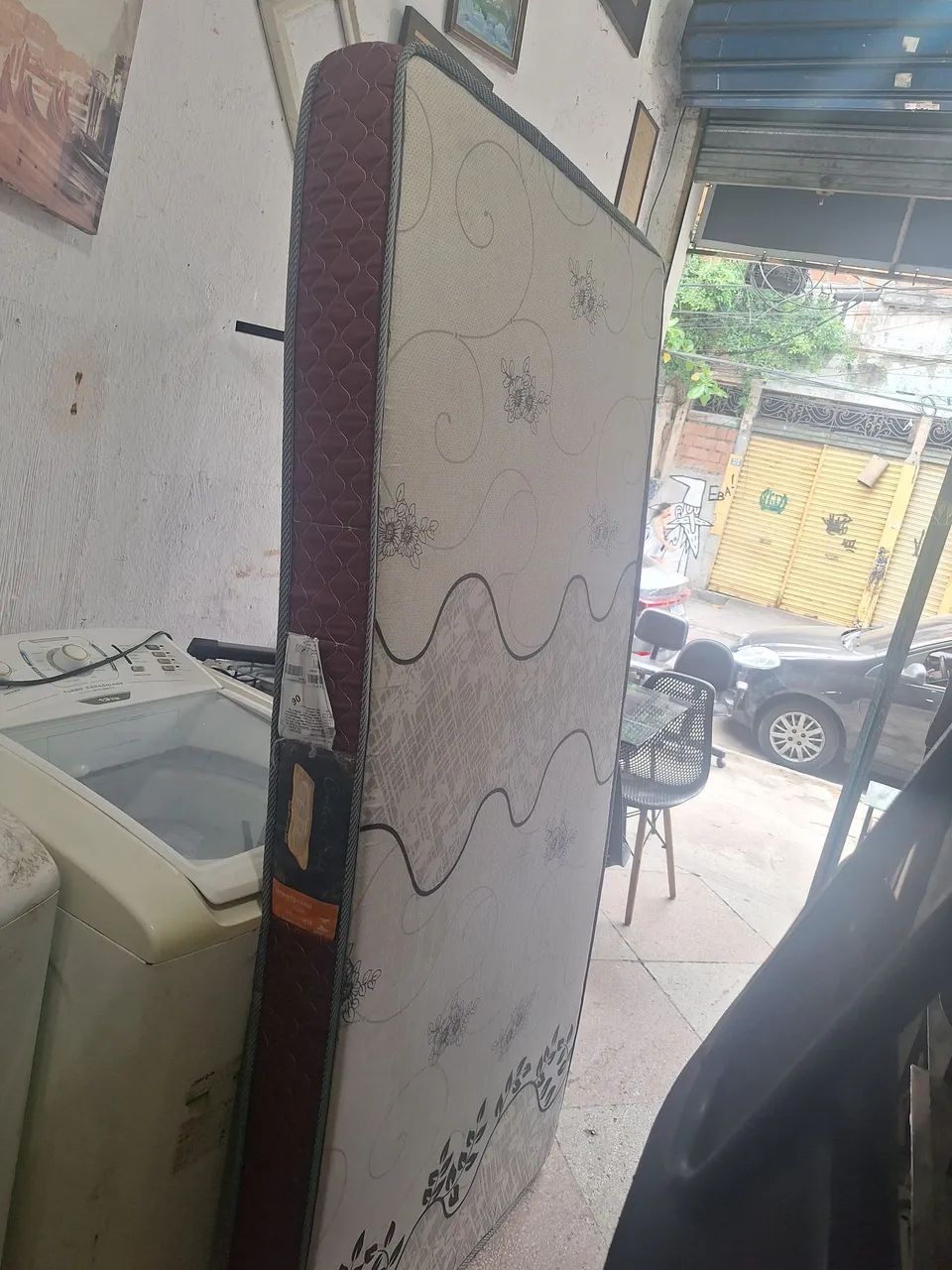 Colchão de solteiro em bom estado   - Foto 3