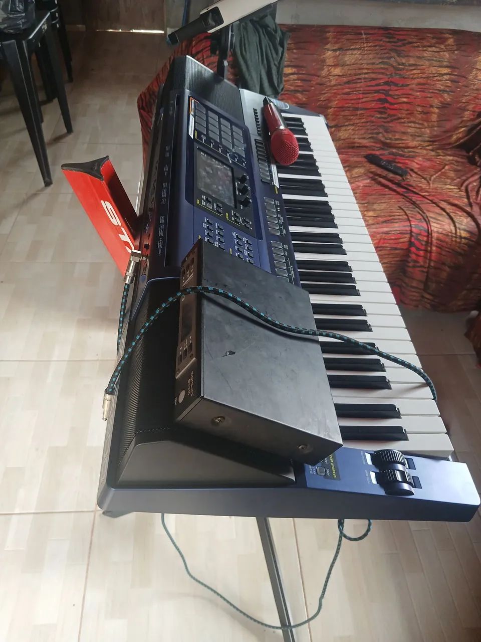 Teclado musical e assessórios  - Foto 2