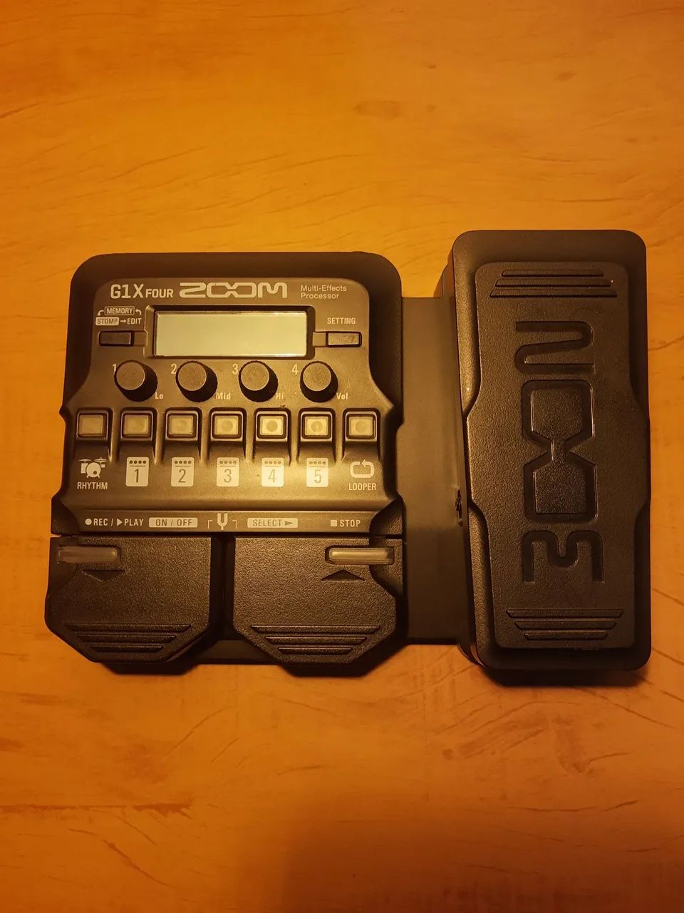 Zoom G1 xfour usado 