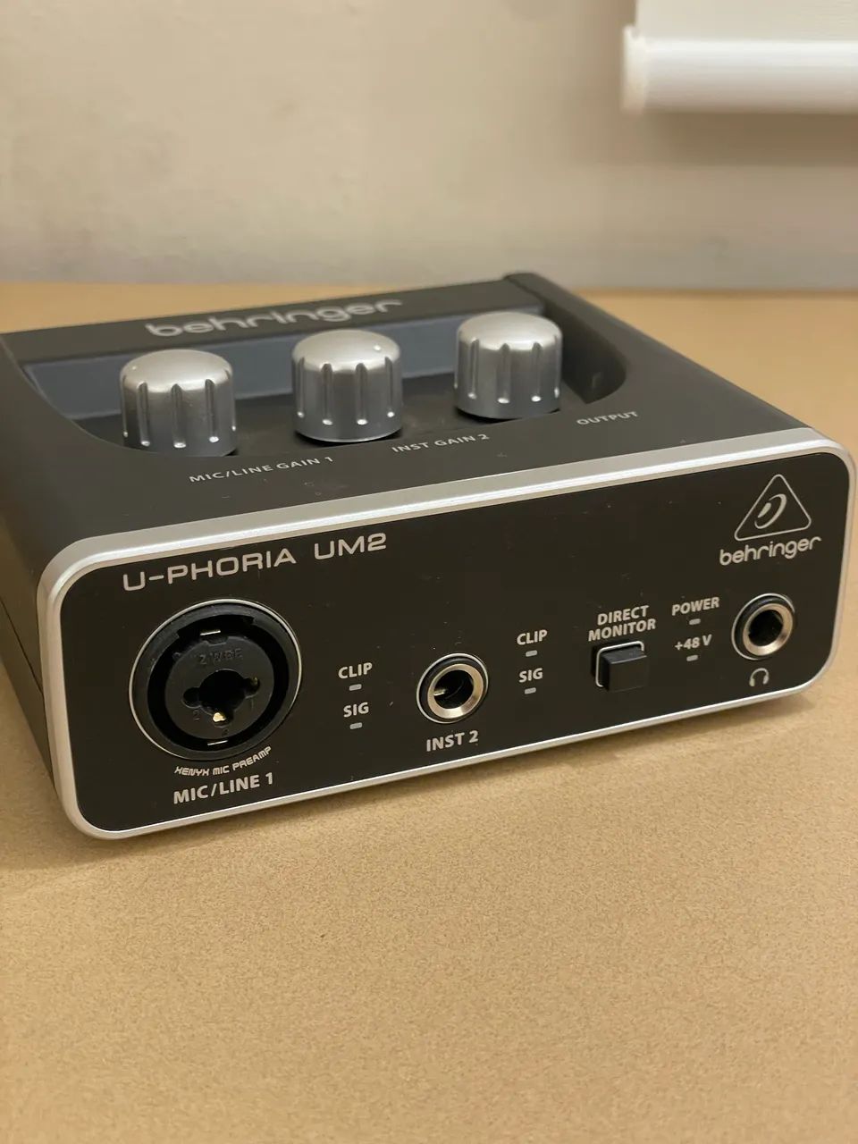 Interface de áudio UM2 Behringer - Foto 2
