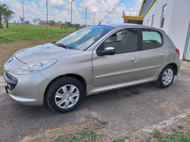 Peugeot 207 1.4 XR flex 2011 - Foto 2