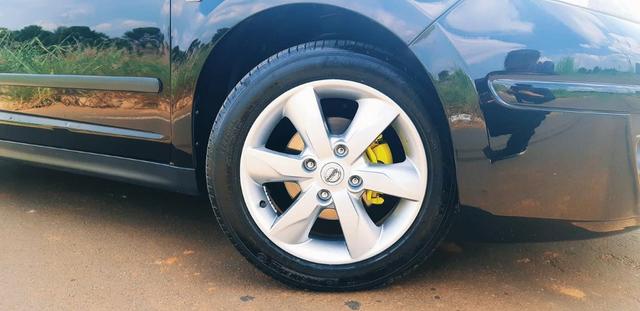 Nissan Tiida 1.8 SL - 2010/2011 (passo financiamento) - Foto 6