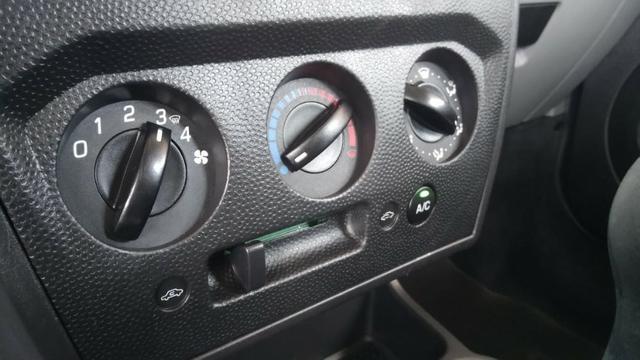 Ford - Fiesta 1.0 Manual - 2009 - Foto 11