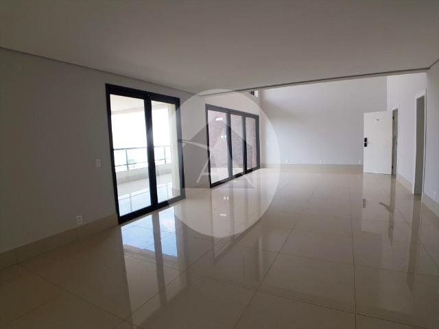 Apartamento duplex com 5 suítes sendo 1 master no Edifício Glam - Bairro Duque de Caxias - Foto 2