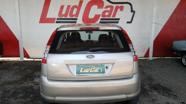 Ford - Fiesta 1.0 Manual - 2009 - Foto 3