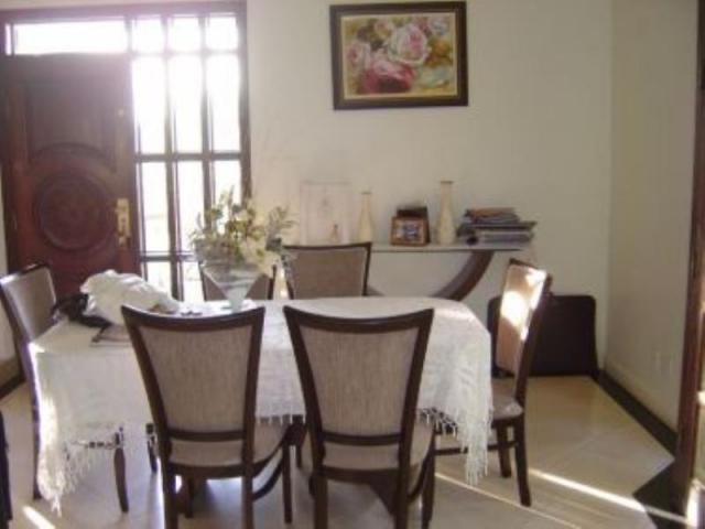 Excelente casa 3 andares,lazer completo, casa de fundos, QNG 13, Taguatinga - Foto 6