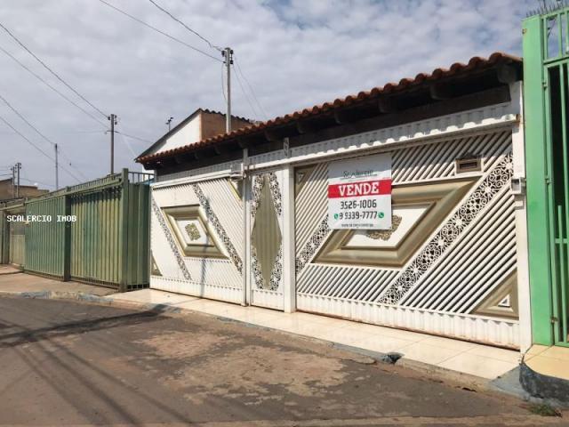 Casa 200m², 3 quartos (1 suíte), ótima localização, QR 104 Samambaia