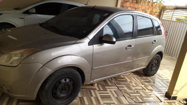Vendo um carro