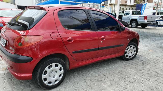 Novo sem igual! Peugeot 206 1.4 2008 Extra - Foto 2