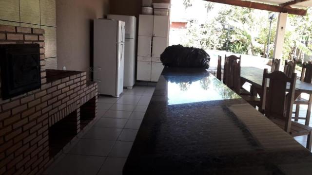 Casa condomínio, 3 qts ( 1 suite), lote 1.000m², piscina/ churrasqueira.