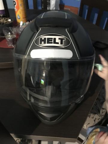 Capacete Helt 60 aceito cartão