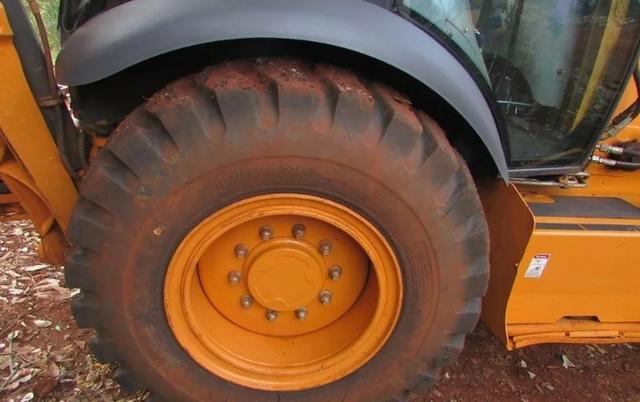 Retroescavadeira Case 580n 4x4 - Foto 4